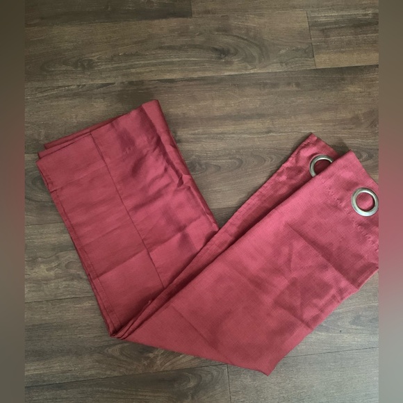 Single Panel Curtain Solid Burgundy 35.5”W X 82.5”L 65% Polyester 38% Cotton - Picture 5 of 6